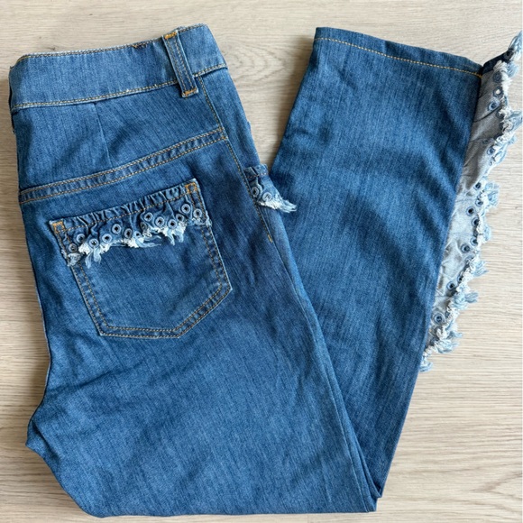 Moschino Boutique Jeans Ruffled Eyelet Size US 8 Crop High Waist Made in Italy - Picture 9 of 12